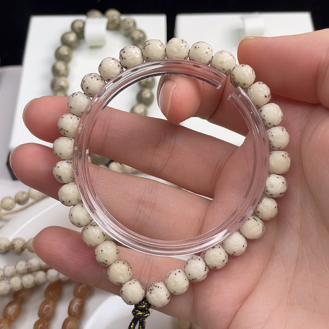 吊坠星月菩提8圆珠骨瓷白无相