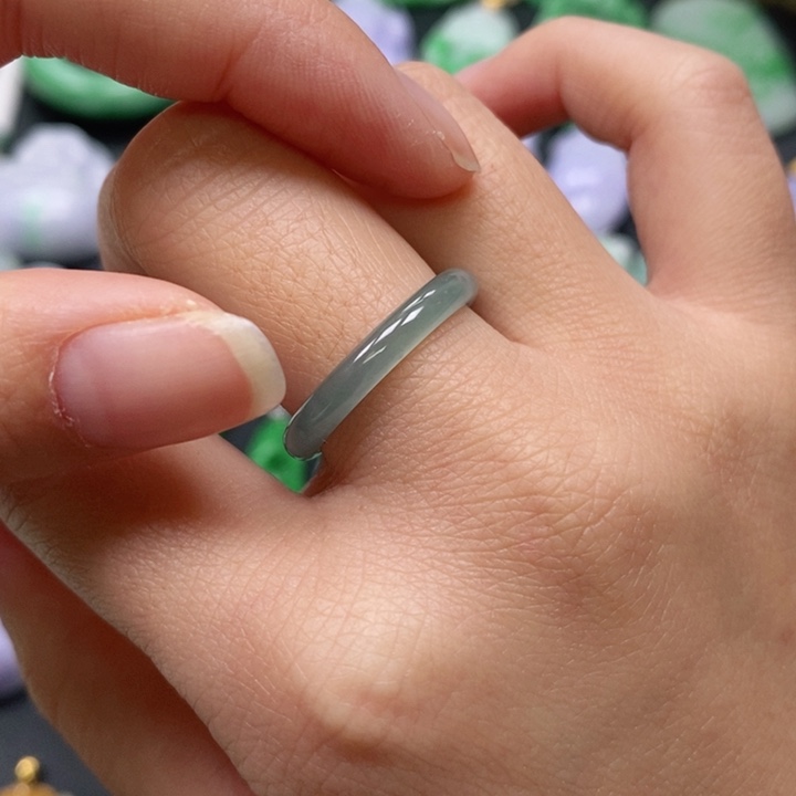 翡翠颈饰未镶嵌吊坠