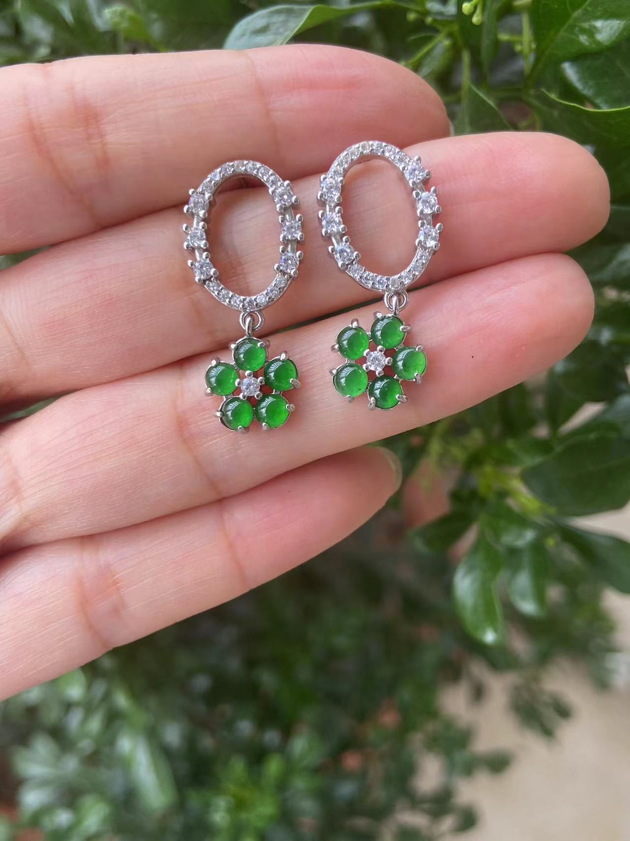 A货阳绿耳扣设计款银镶嵌耳环裸石蛋面3*3精致时尚气质百搭