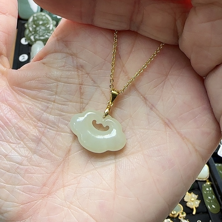 吊坠(赠链)银S925镶嵌和田玉