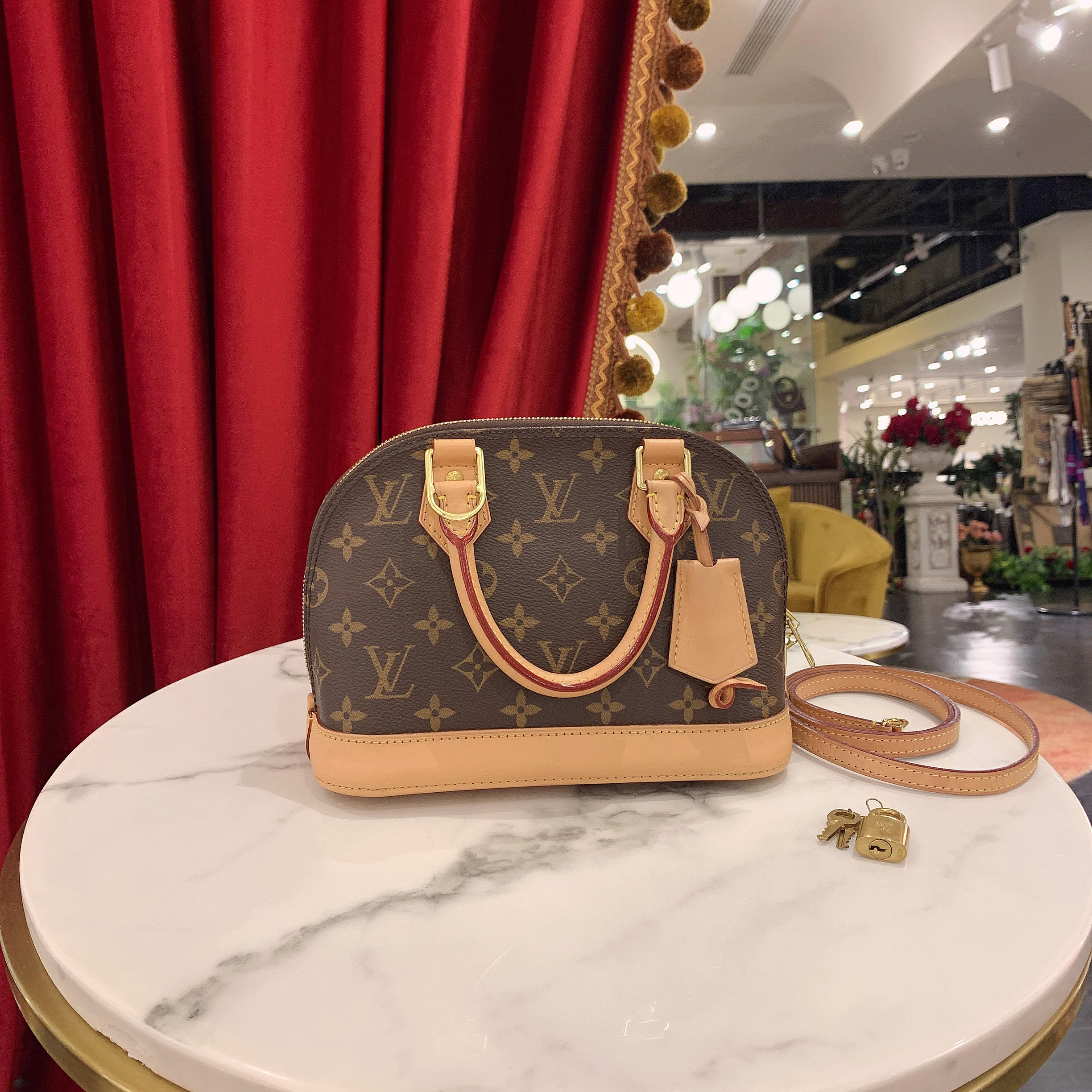 95新 LouisVuitton/路易威登 GGSalma bb老花金扣单肩包38298736
