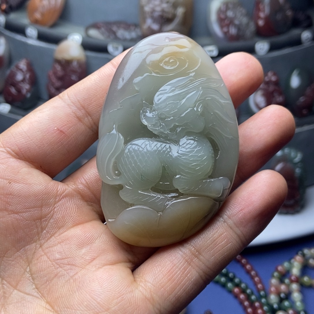 蚀***骨玛瑙/玉髓未镶嵌颈饰