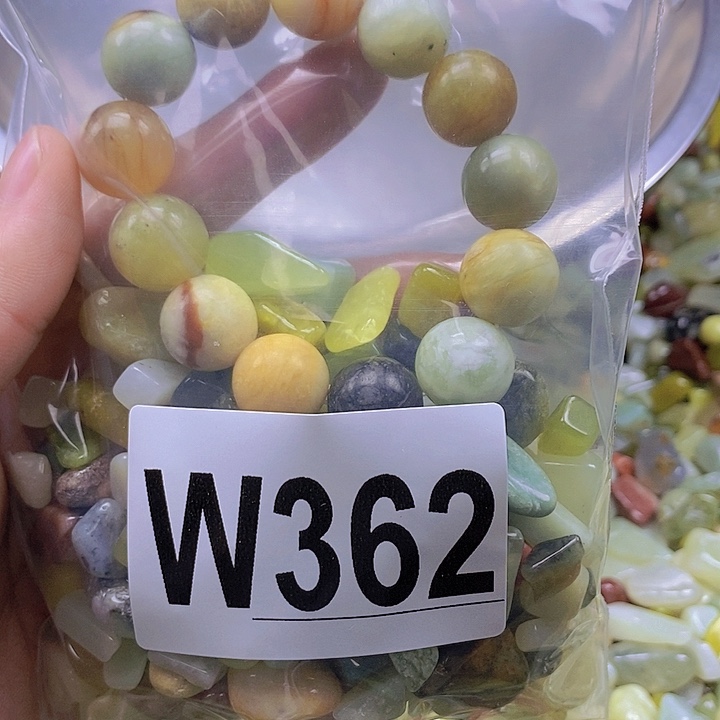 未镶嵌岫玉鱼缸石