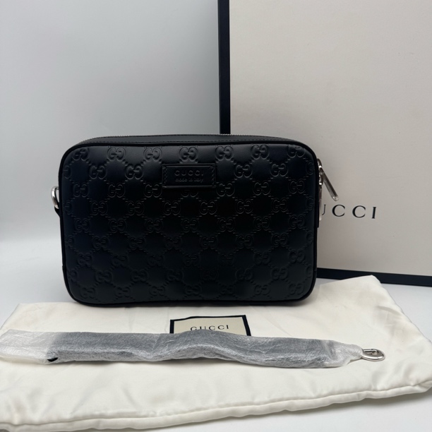 99新 GUCCI/古驰 黑色压花手拿包/男士2746经典