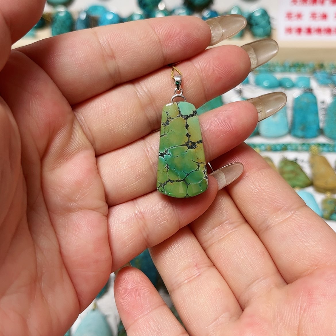 【闪购商品】未镶嵌绿松石珠宝奇石