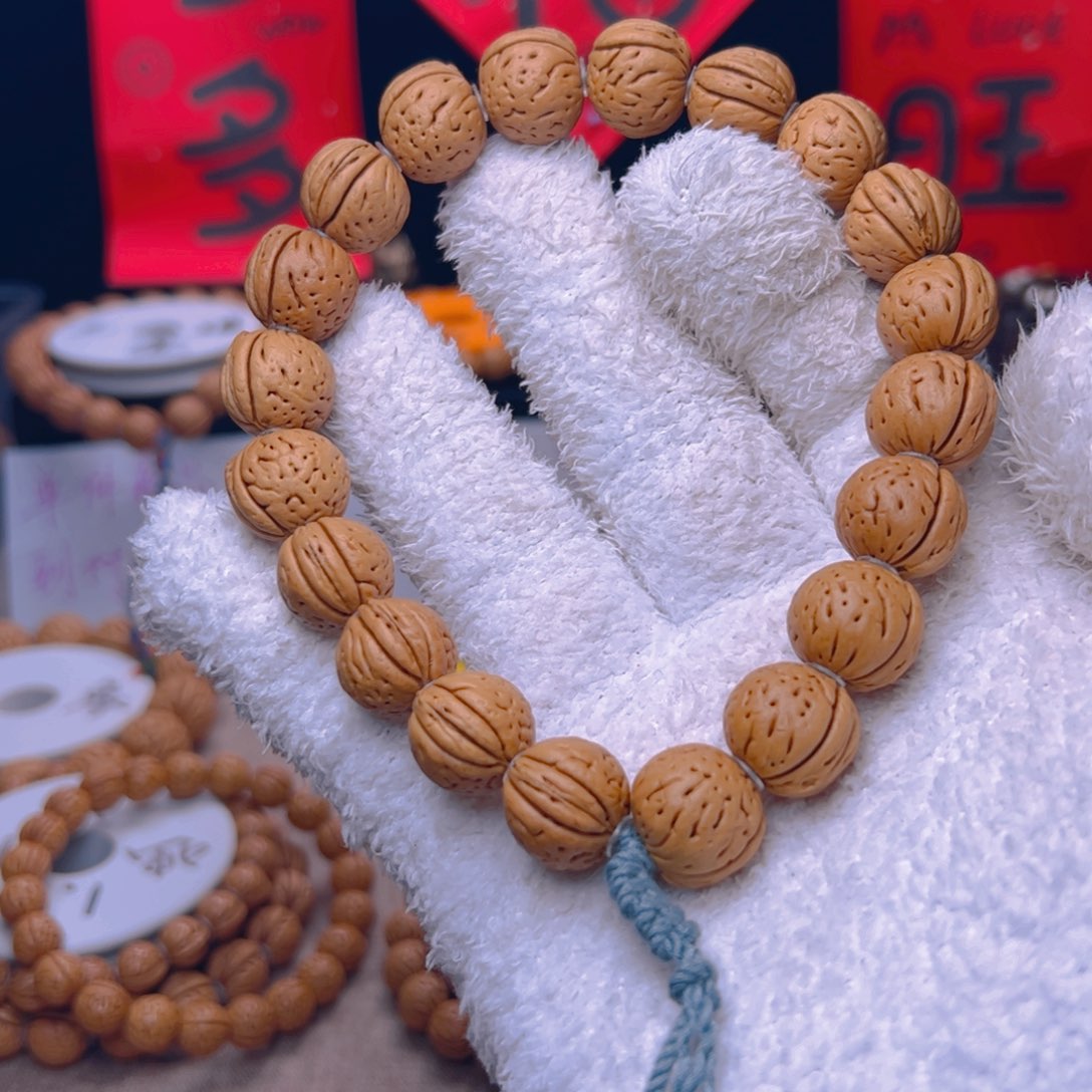 桃核手串1.5肉脐大手持