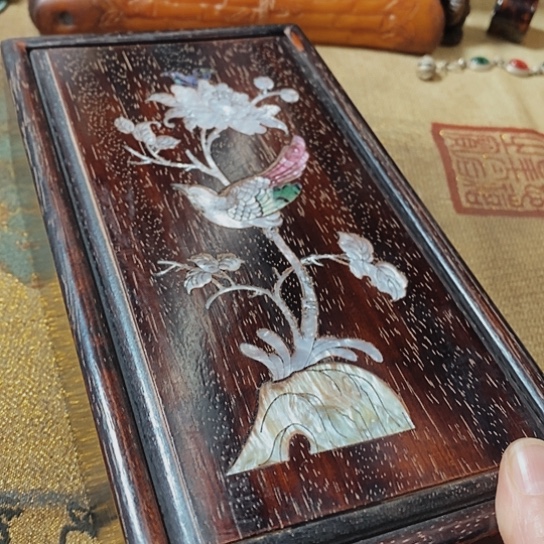 v n mk ohk j g lv m