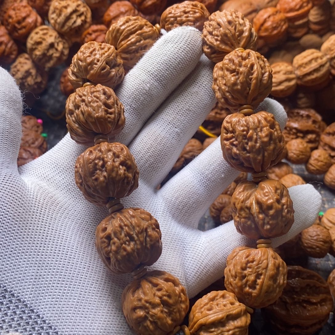 文玩核桃吊坠异形