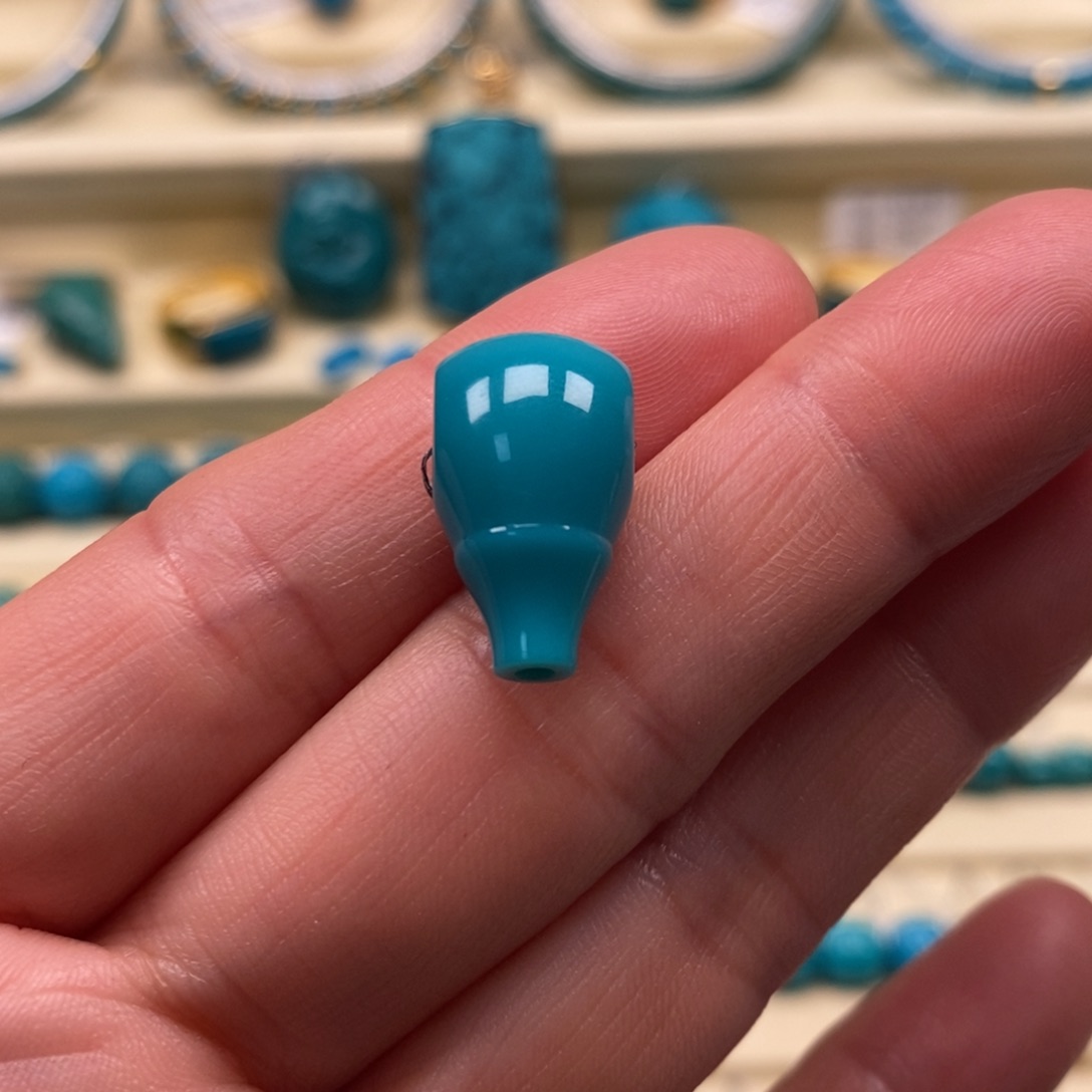 绿松石未镶嵌珠宝奇石对孔10.2厚度10.1西施壶三通