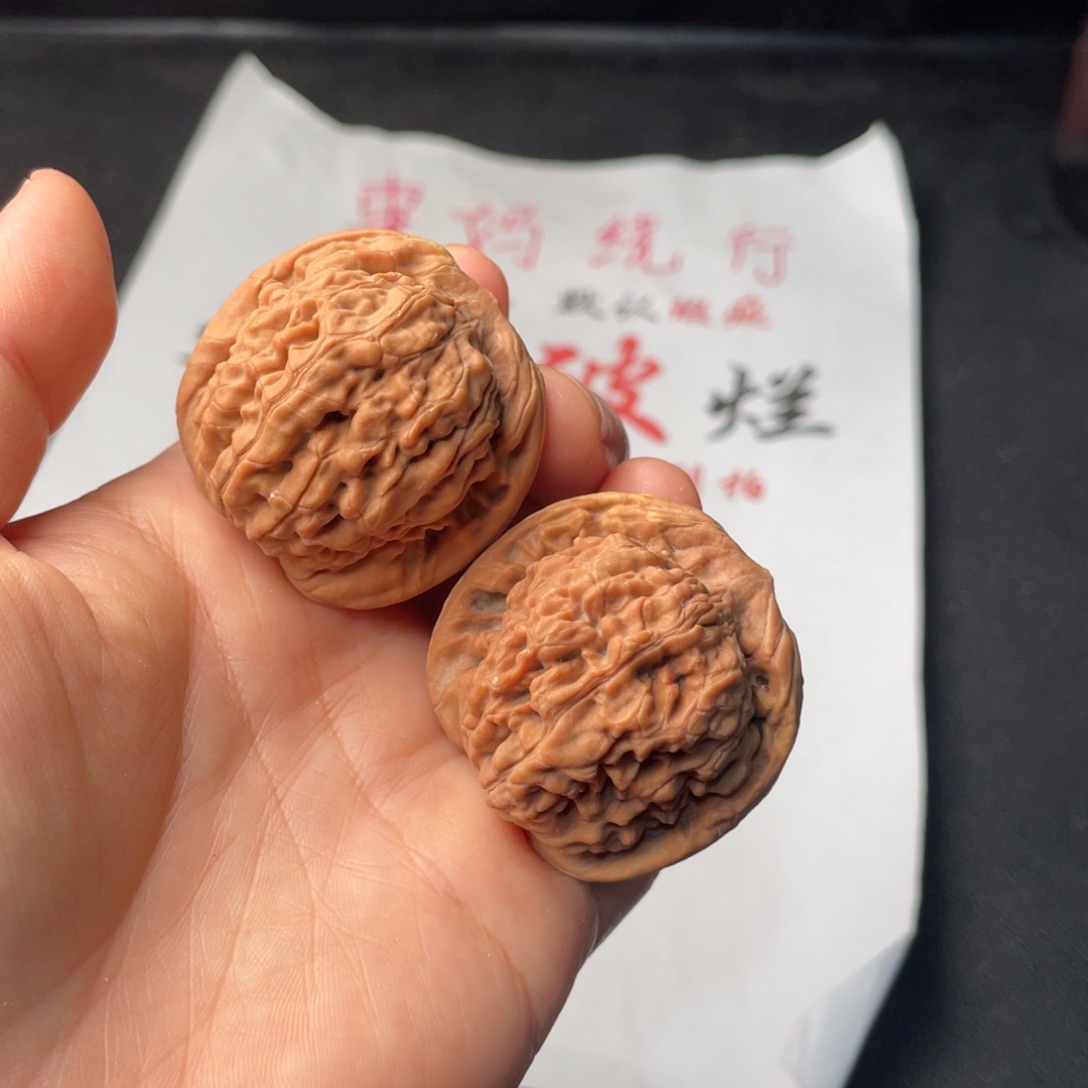 文玩核桃把件029。40莲花有黄