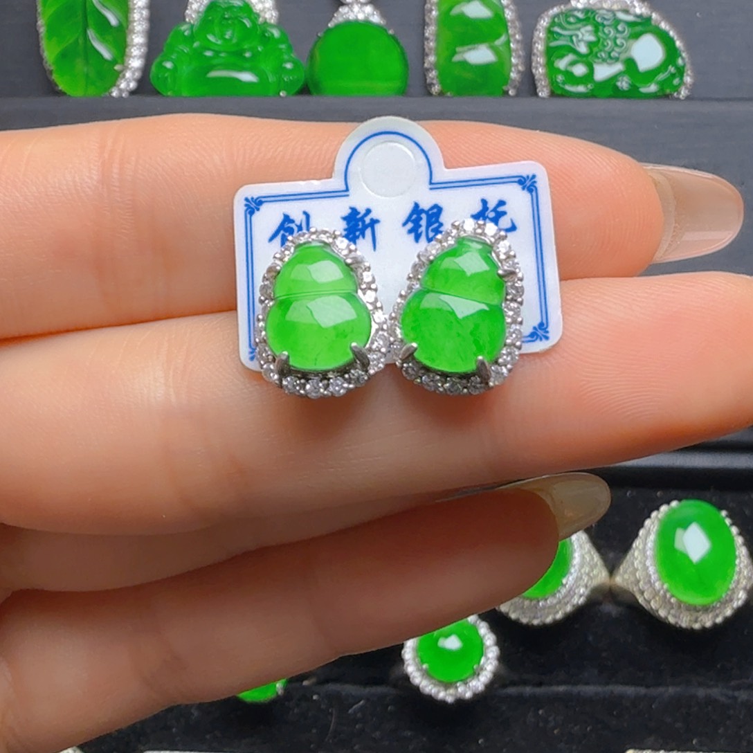 颈饰银S925镶嵌翡翠