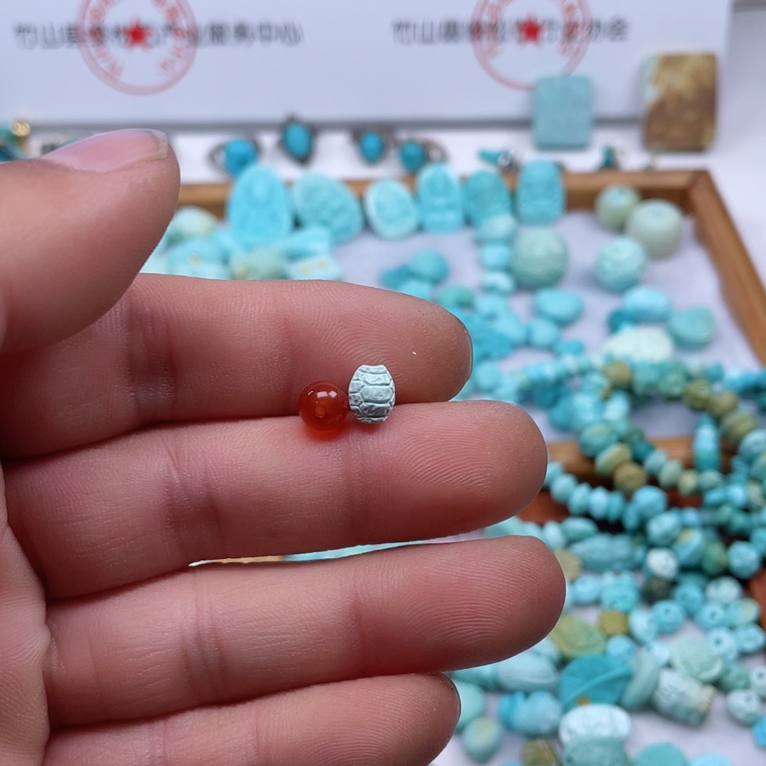 南红玛瑙颈饰未镶嵌312