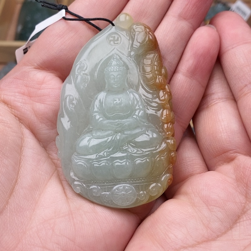 【闪购商品】翡翠颈饰未镶嵌利*。