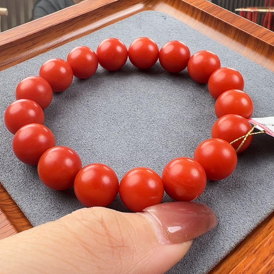 南红玛瑙手串未镶嵌