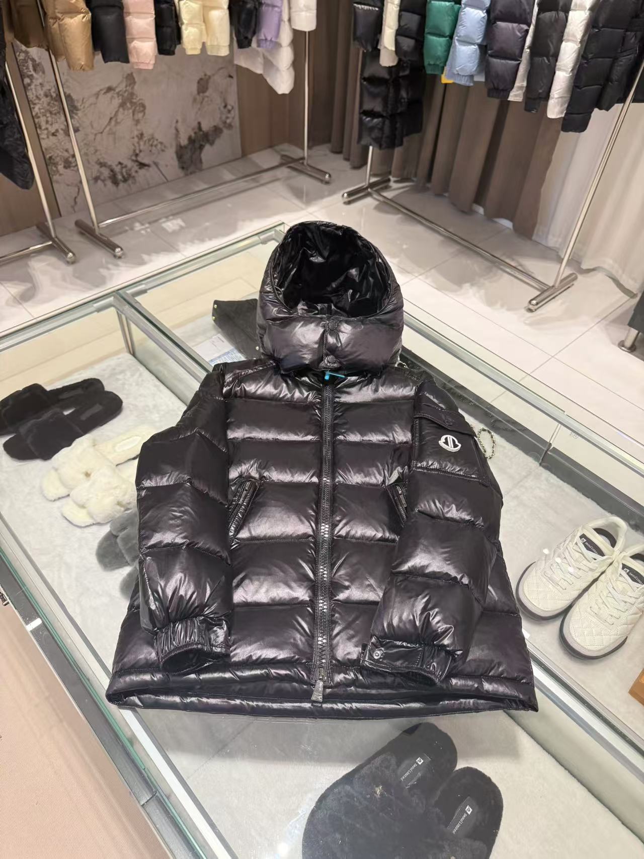 深圳peter li 2025新款羽绒服男女通用 迈瑞