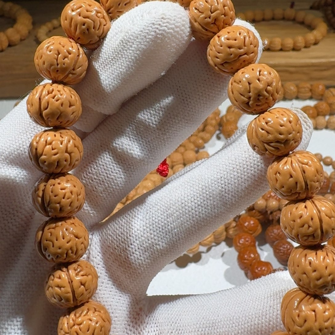 哈***是手串桃核精品桃核