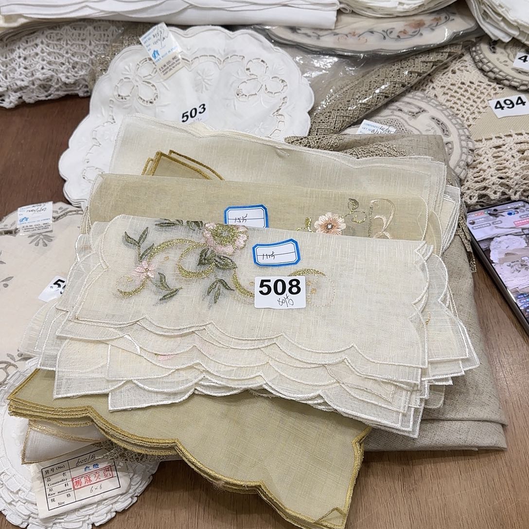 宝***姐亚麻欧根纱小方巾598号80片