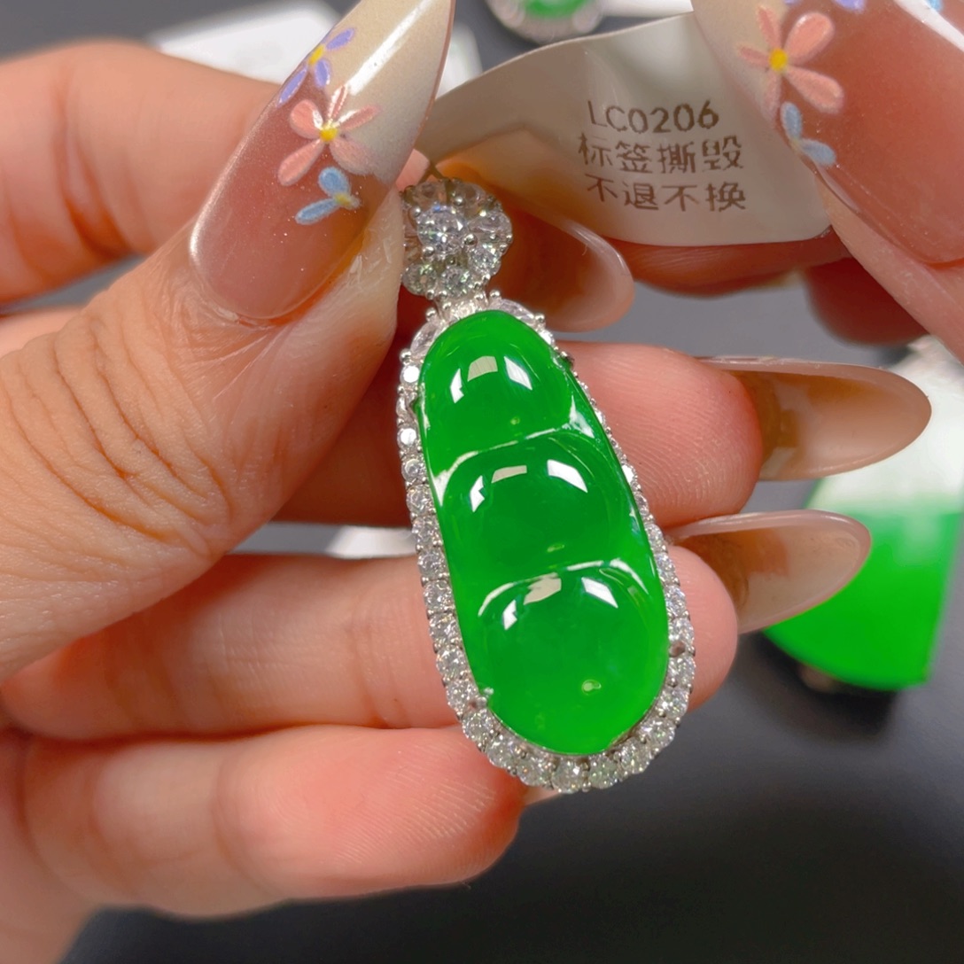 【闪购商品】颈饰银S925镶嵌翡翠翡翠