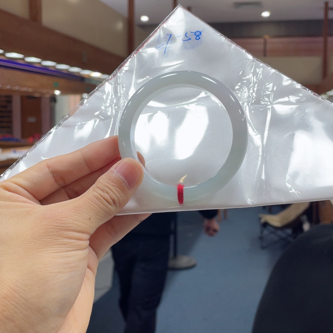 未镶嵌手镯翡翠翡翠