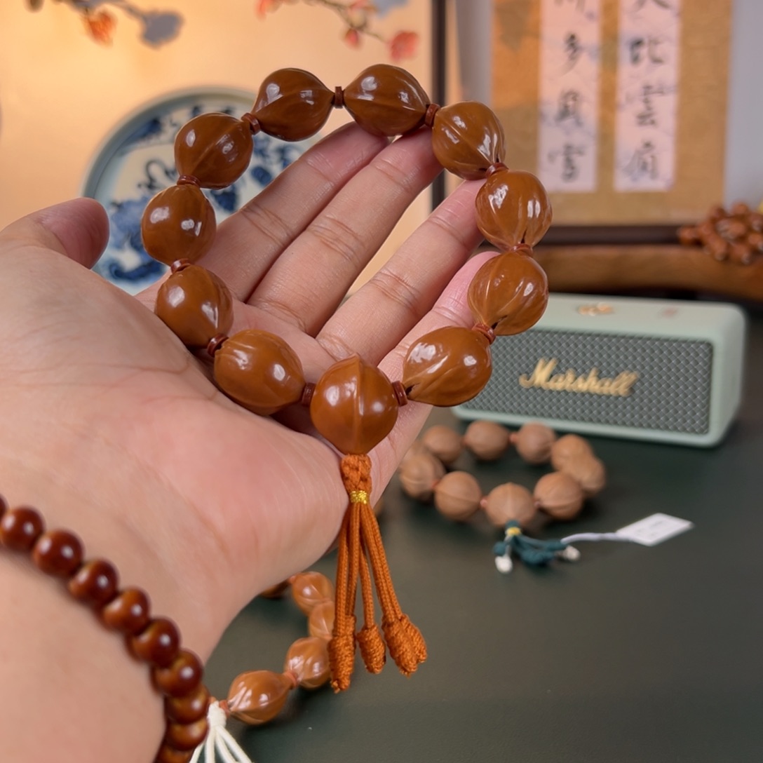泽***～橄榄核手串19×25鲨鱼背