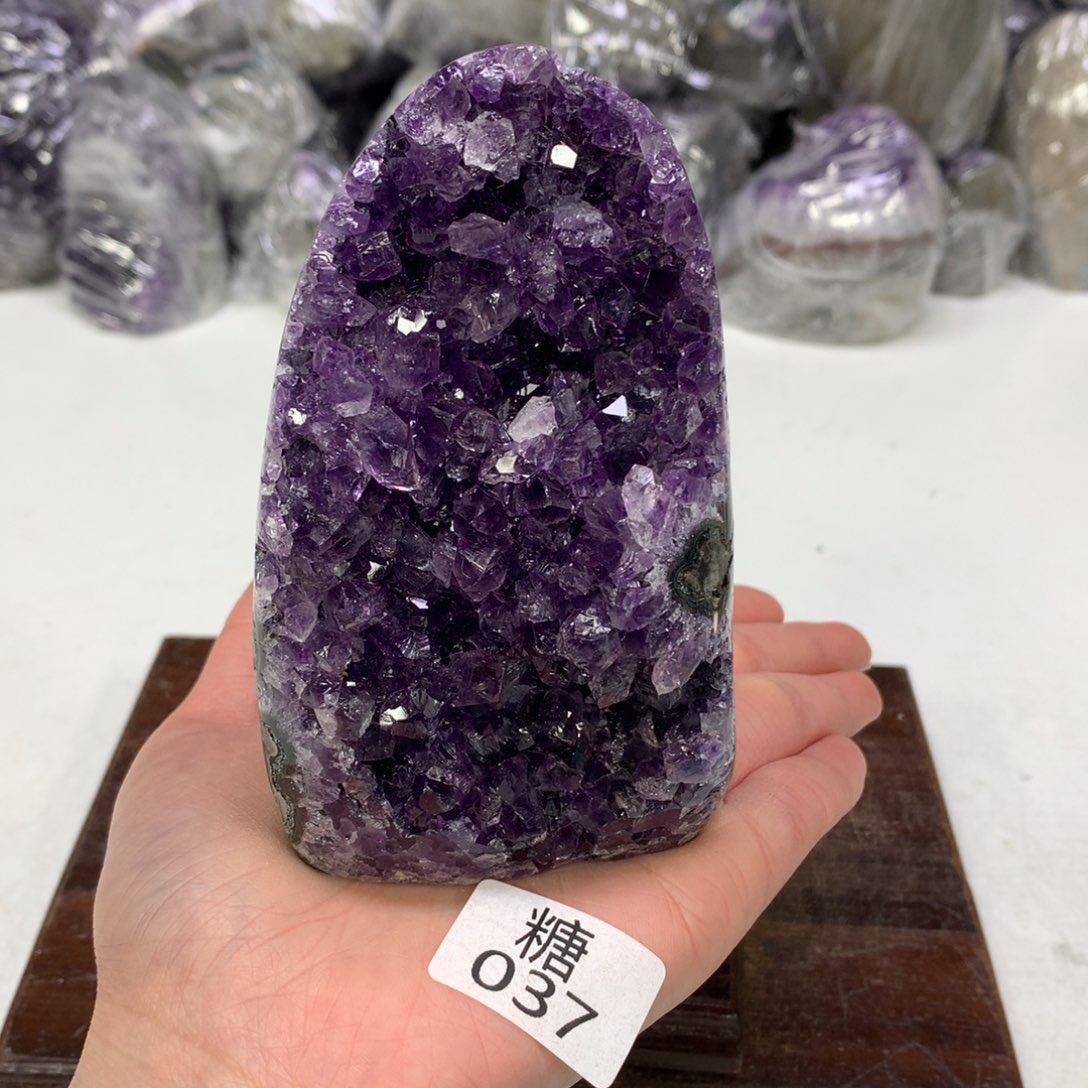紫晶摆件未镶嵌水晶