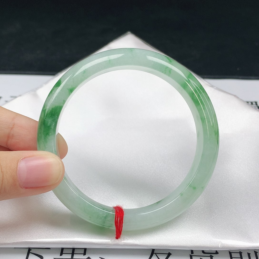 翡翠手镯未镶嵌5008正