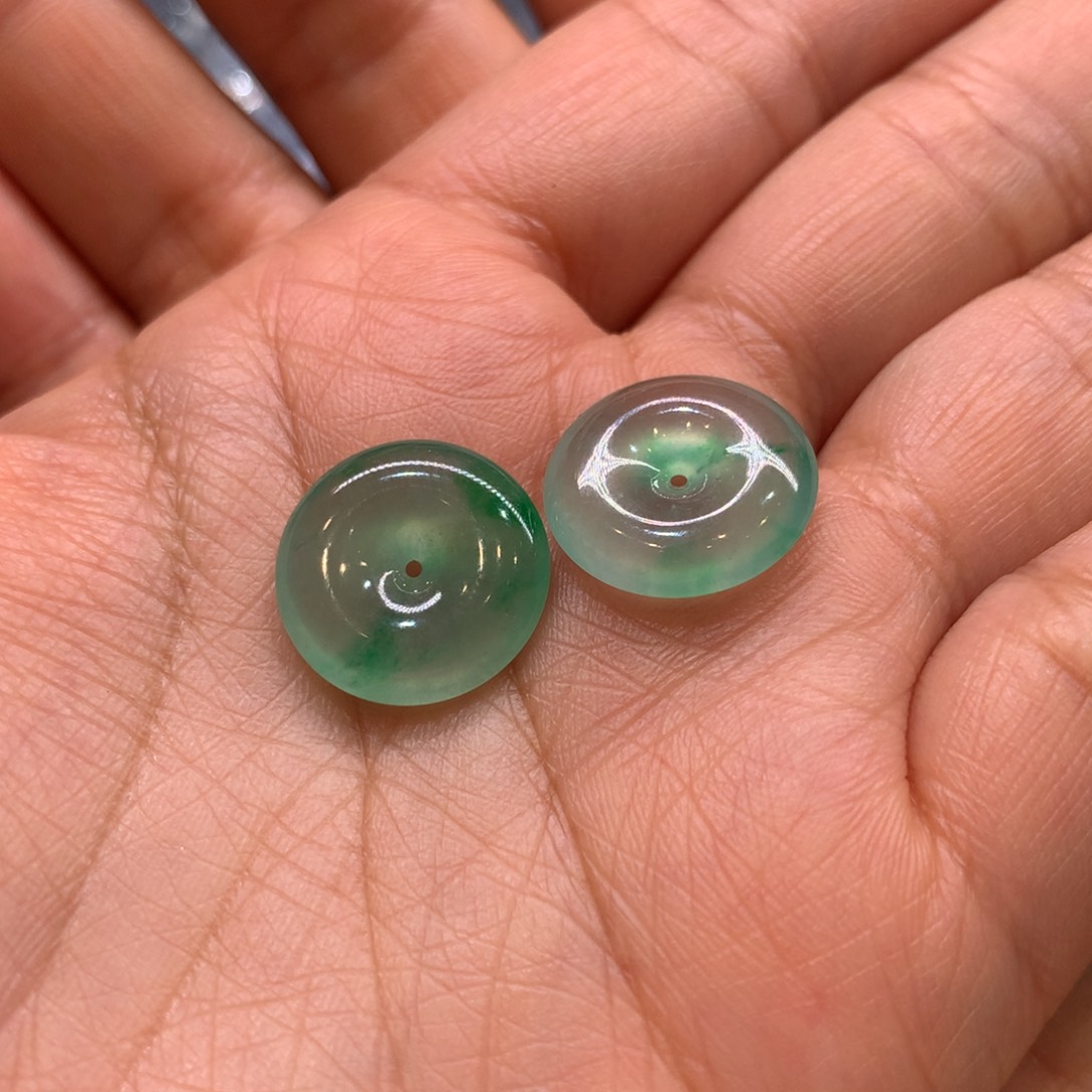 翡翠裸石依*总价6.8万分单裸石翡翠