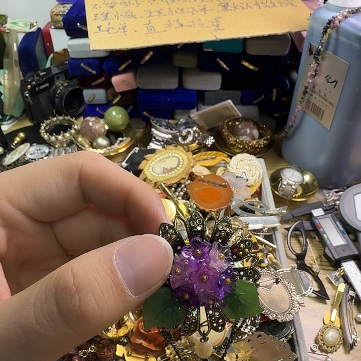 凌***七锆石铁合金2元运费