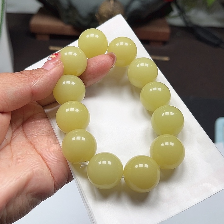 和田玉（黄玉）未镶嵌颈饰