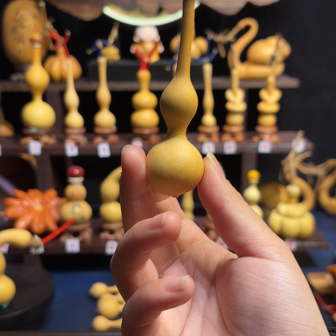 奇***虎大叶紫檀（黑酸枝木类）