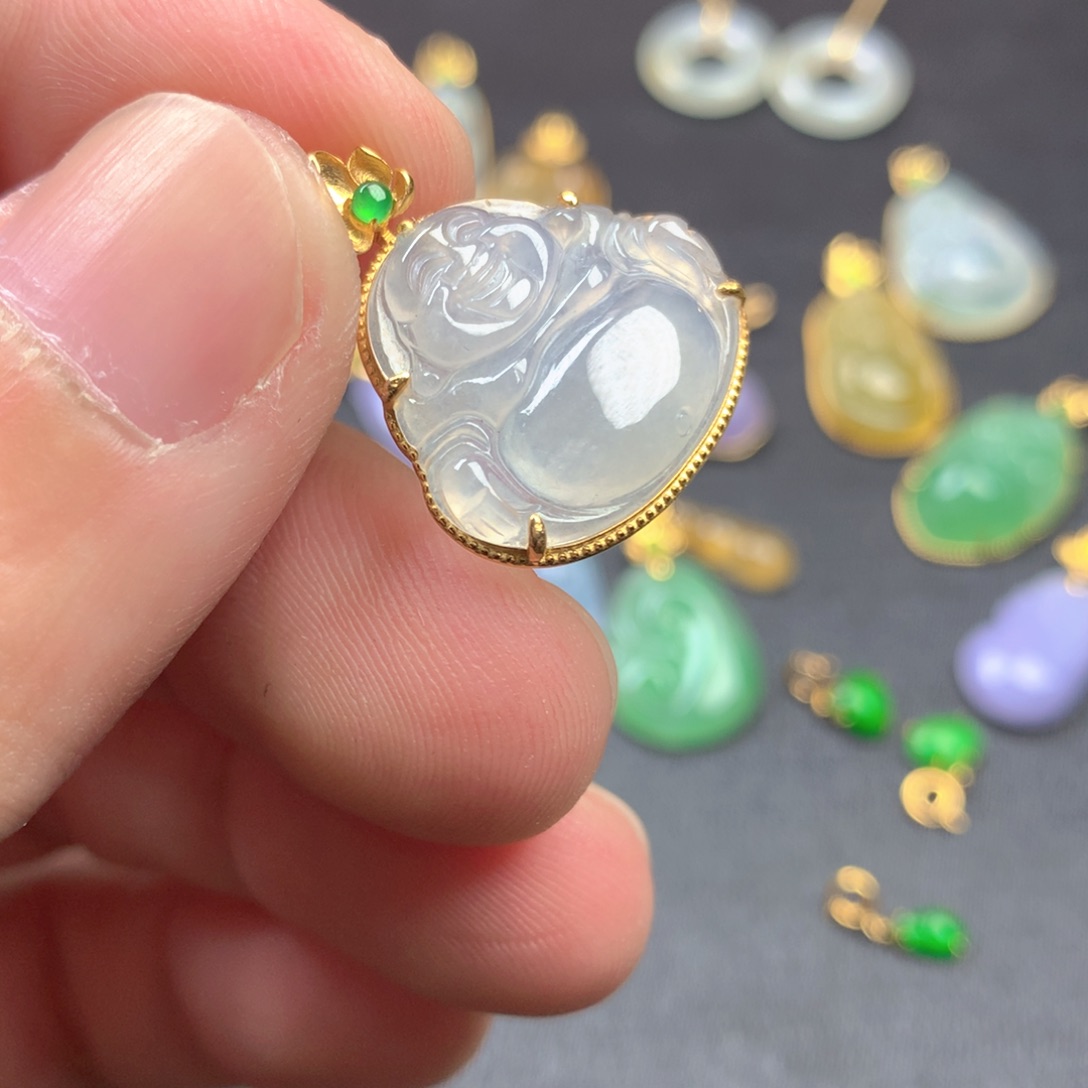 【闪购商品】颈饰18K金镶嵌翡翠翡翠