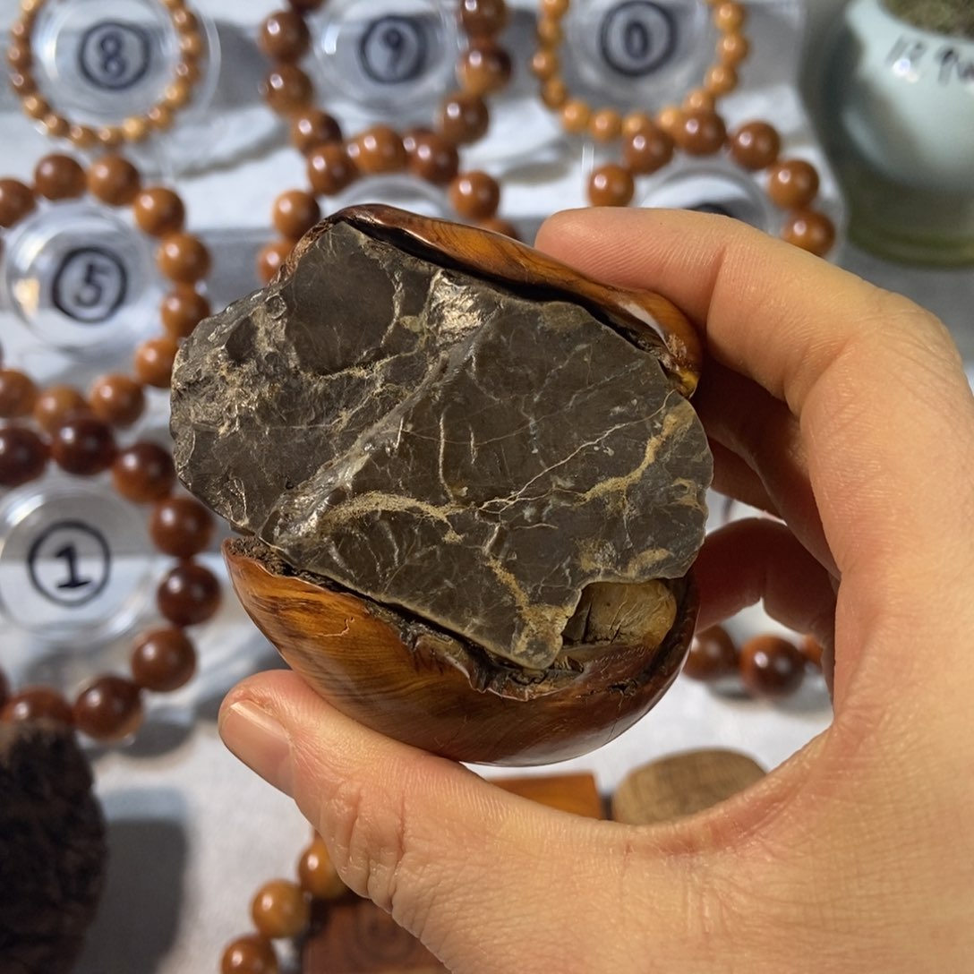 柏木（崖柏）海****美过年好 发大财！