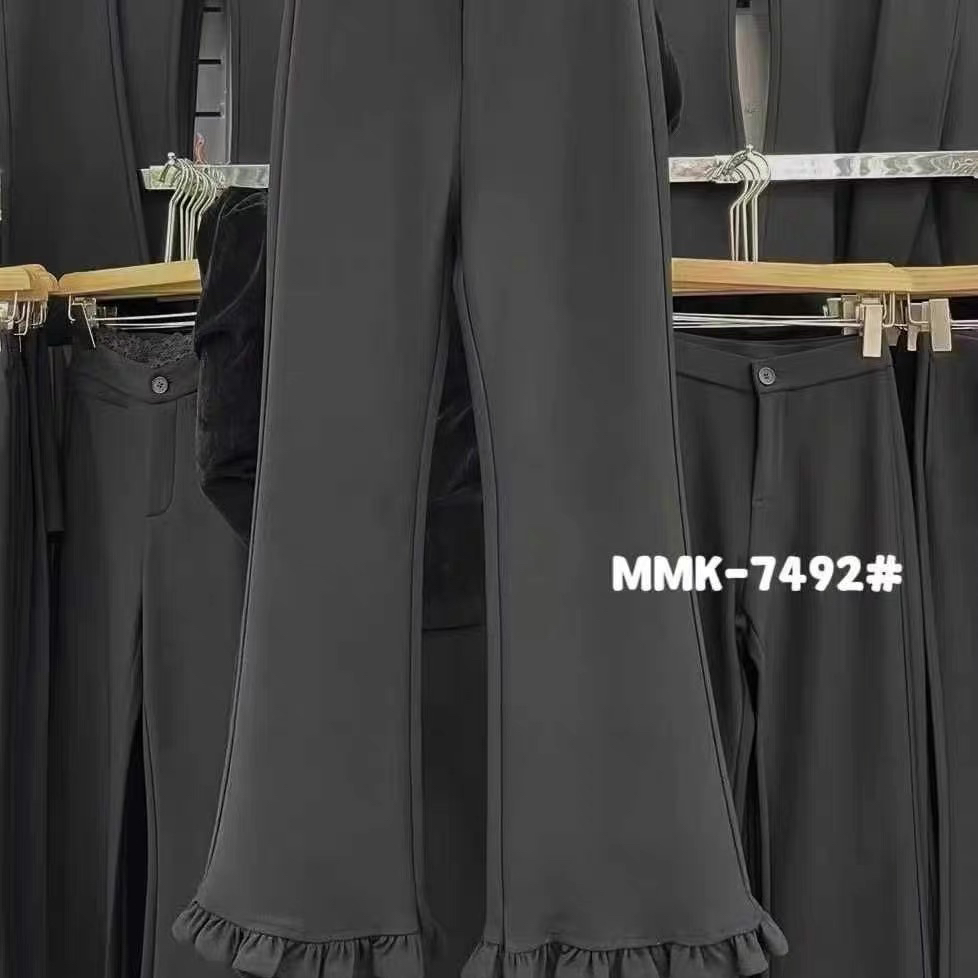 小可爱推荐荷叶边裤子7492