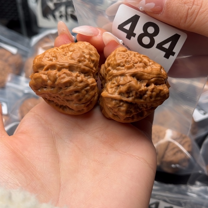 吊坠文玩核桃三角39/44/37