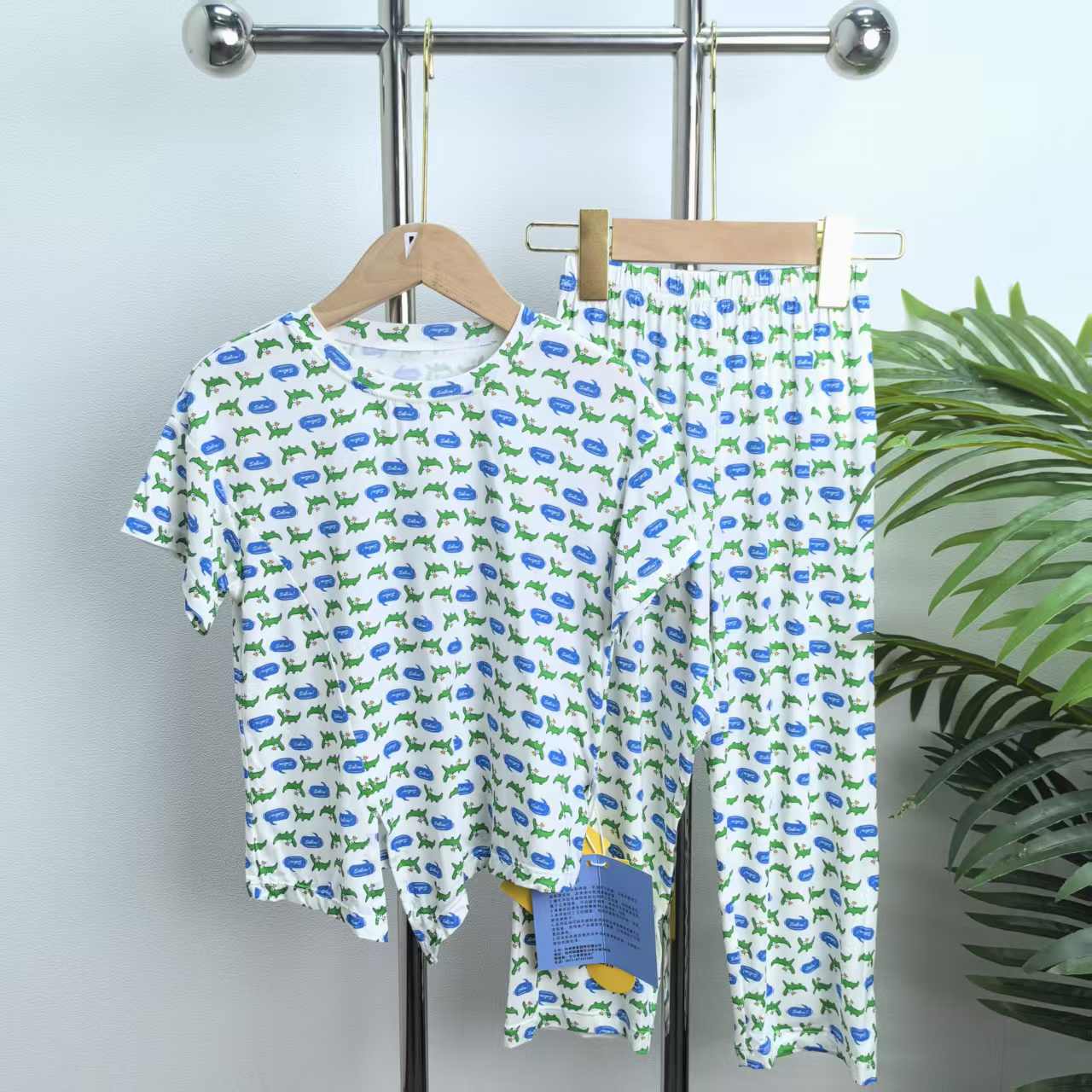 【1822】蓝绿色可乐鳄鱼居家服