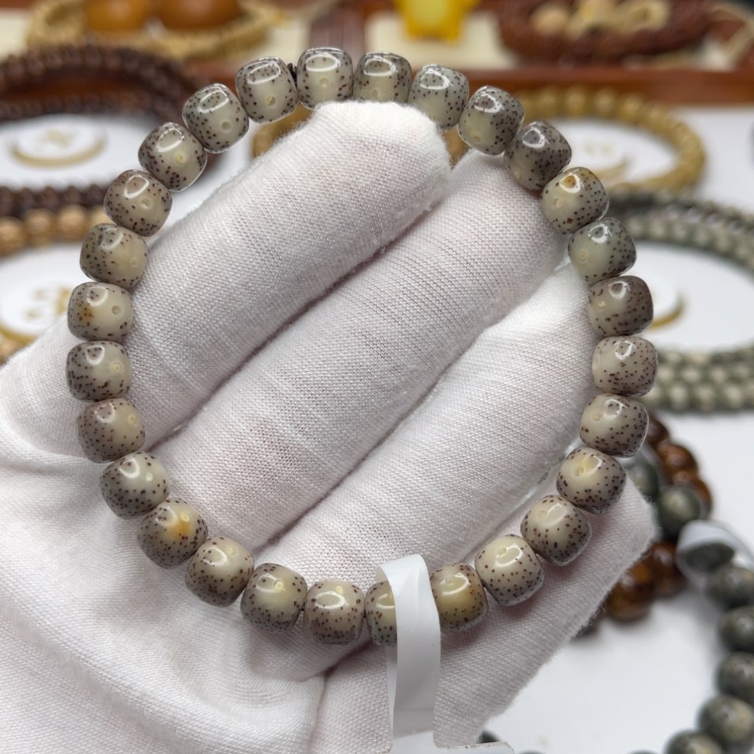 星月菩提手串8/7糯冰奶奶灰大眼睛横纹月通体