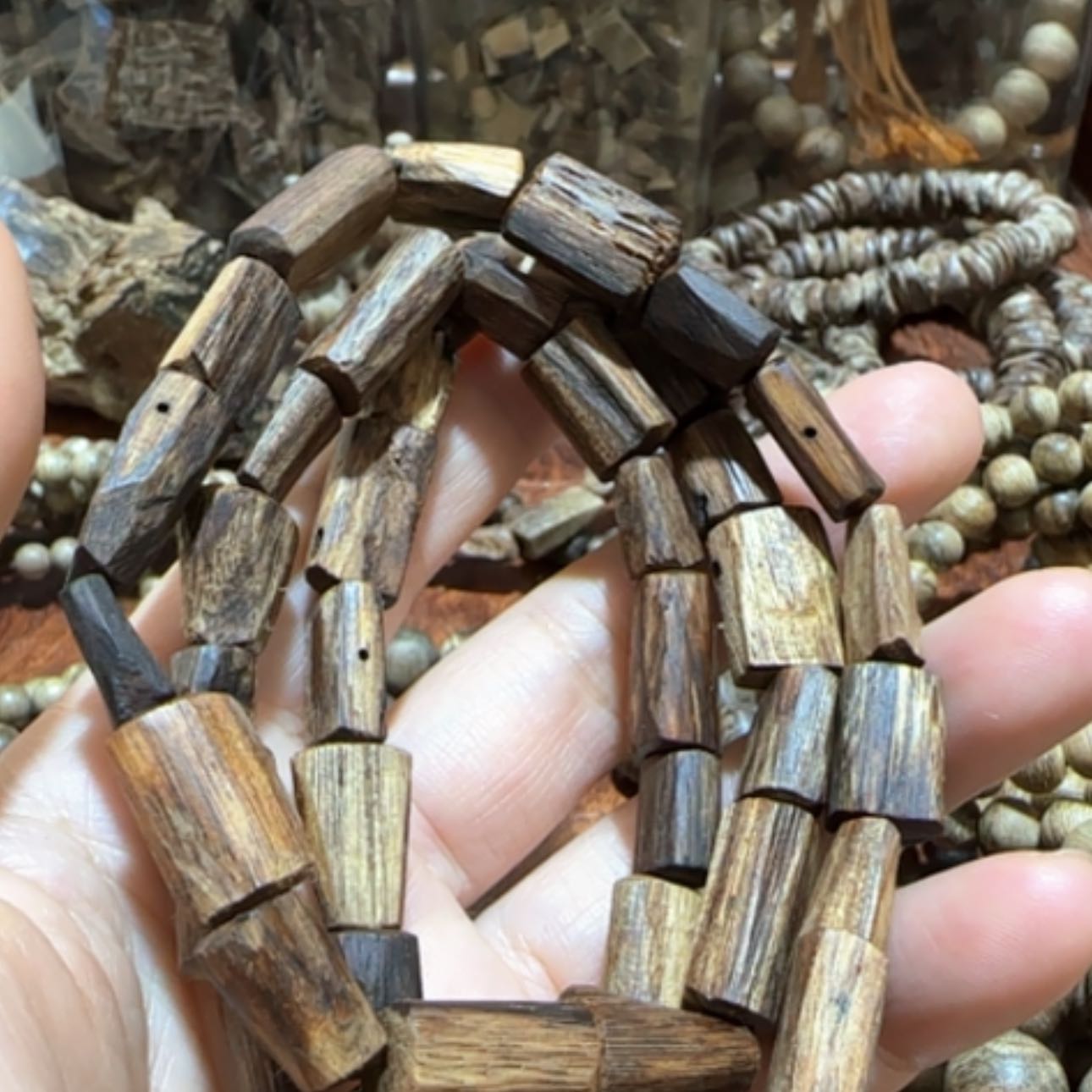 【闪购商品】沉香手串加里曼丹随形手串