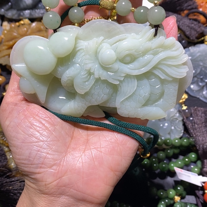 岫玉岫玉吊坠未镶嵌