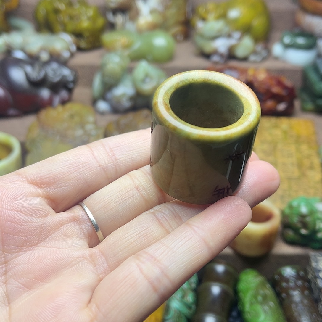 白玉菩提吊坠12。。