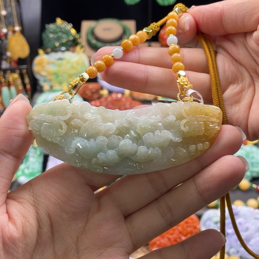 翡翠颈饰未镶嵌代编织