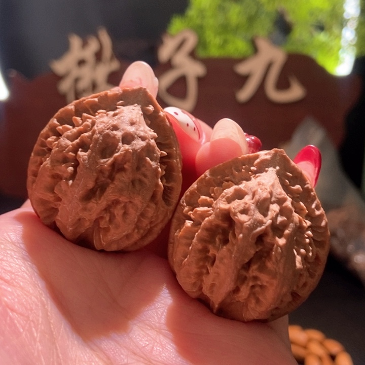 文玩核桃吊坠聚核财婉楸18