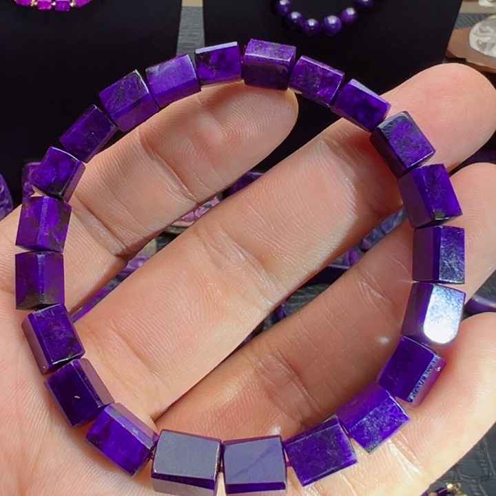 未镶嵌苏纪石（舒俱来）手串