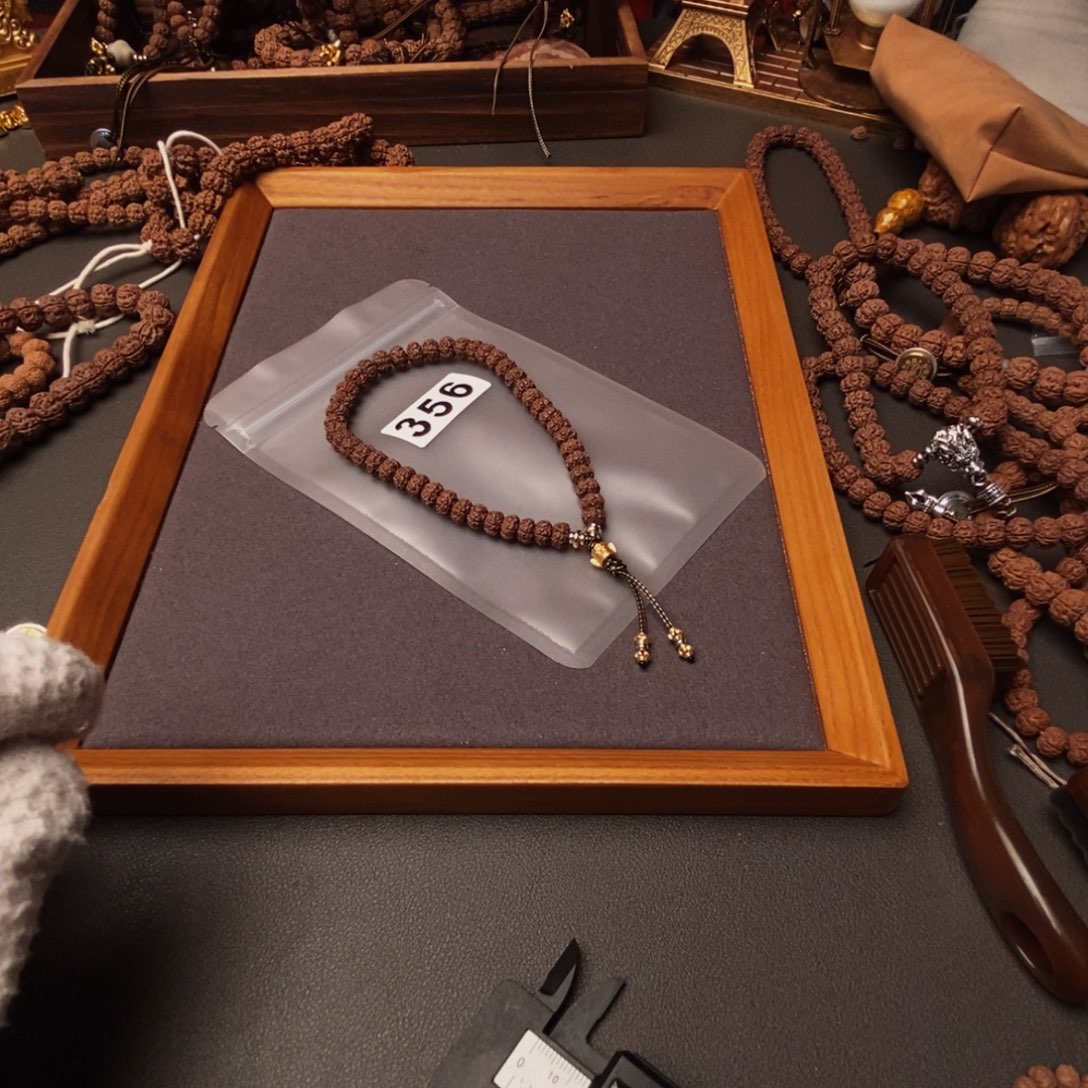 吊坠金刚菩提一**李哦哦哦哦哦哦哦哦哦哦哦