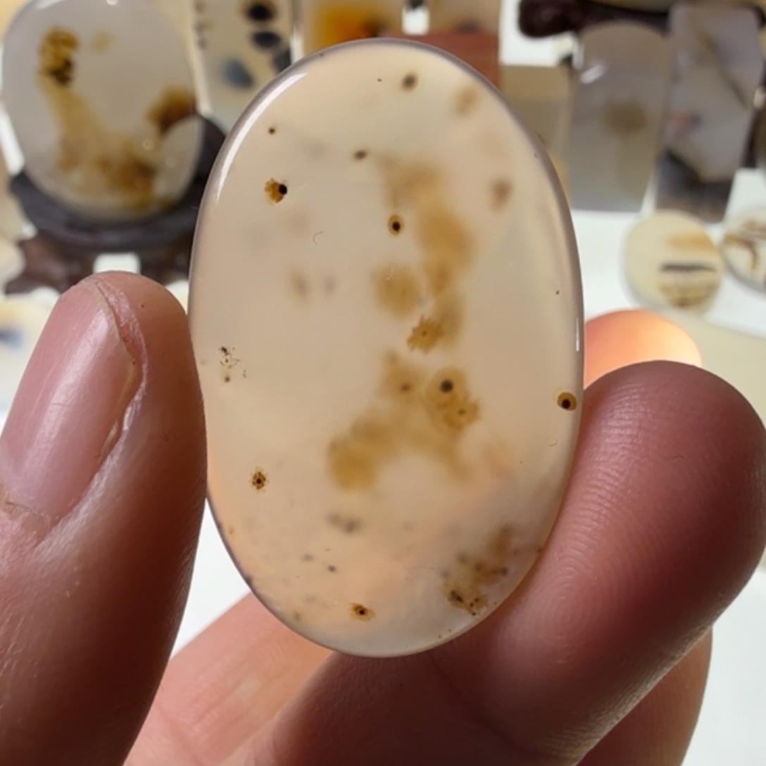 玛瑙/玉髓未镶嵌珠宝半成品