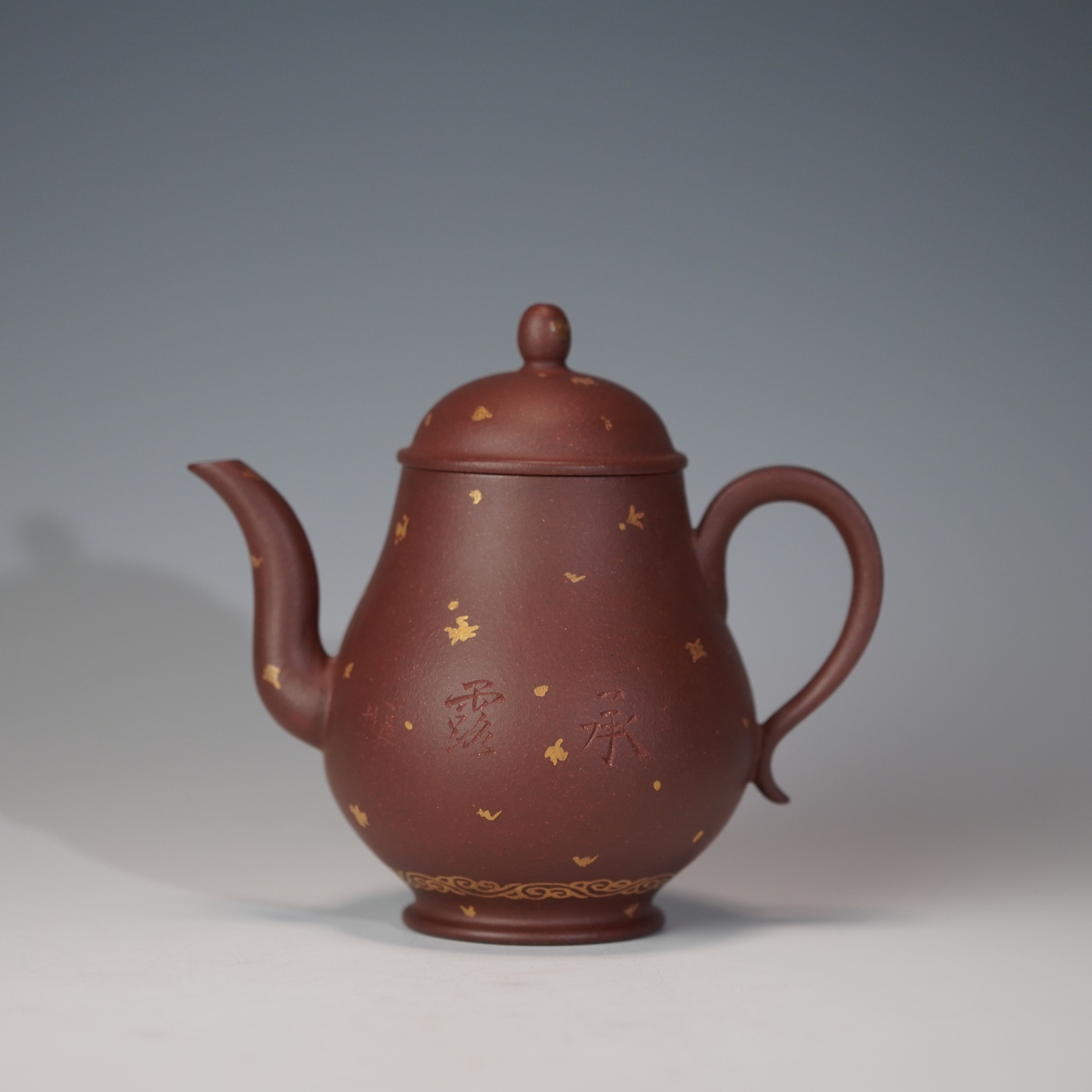 lot.21641 周俊健 紫泥洒金酒樽壶 240cc