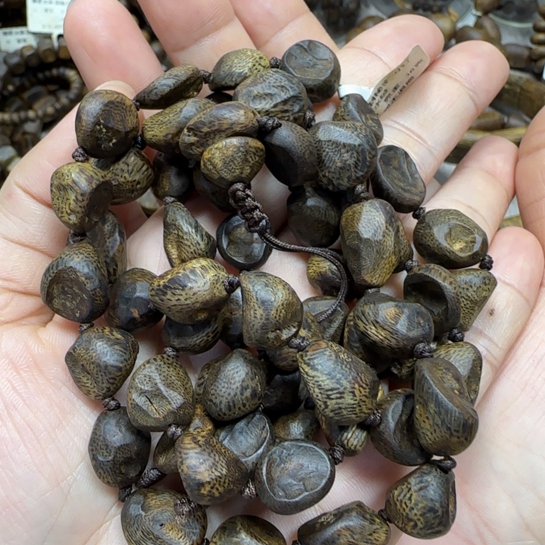 手串沉香沉水莺歌绿多样性发货一条卡10-36克