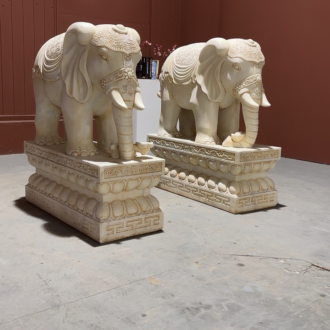 石材1.2米高，长1.1宽44，10800，付1000剩9800