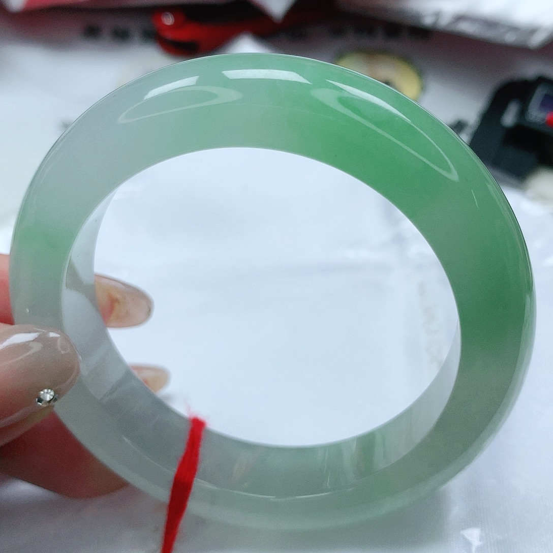 【闪购商品】翡翠手镯未镶嵌缅甸天然A货翡翠