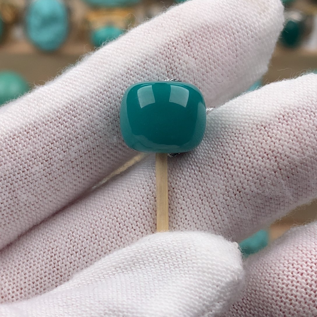 绿松石配饰未镶嵌老型卡12.4*10.6