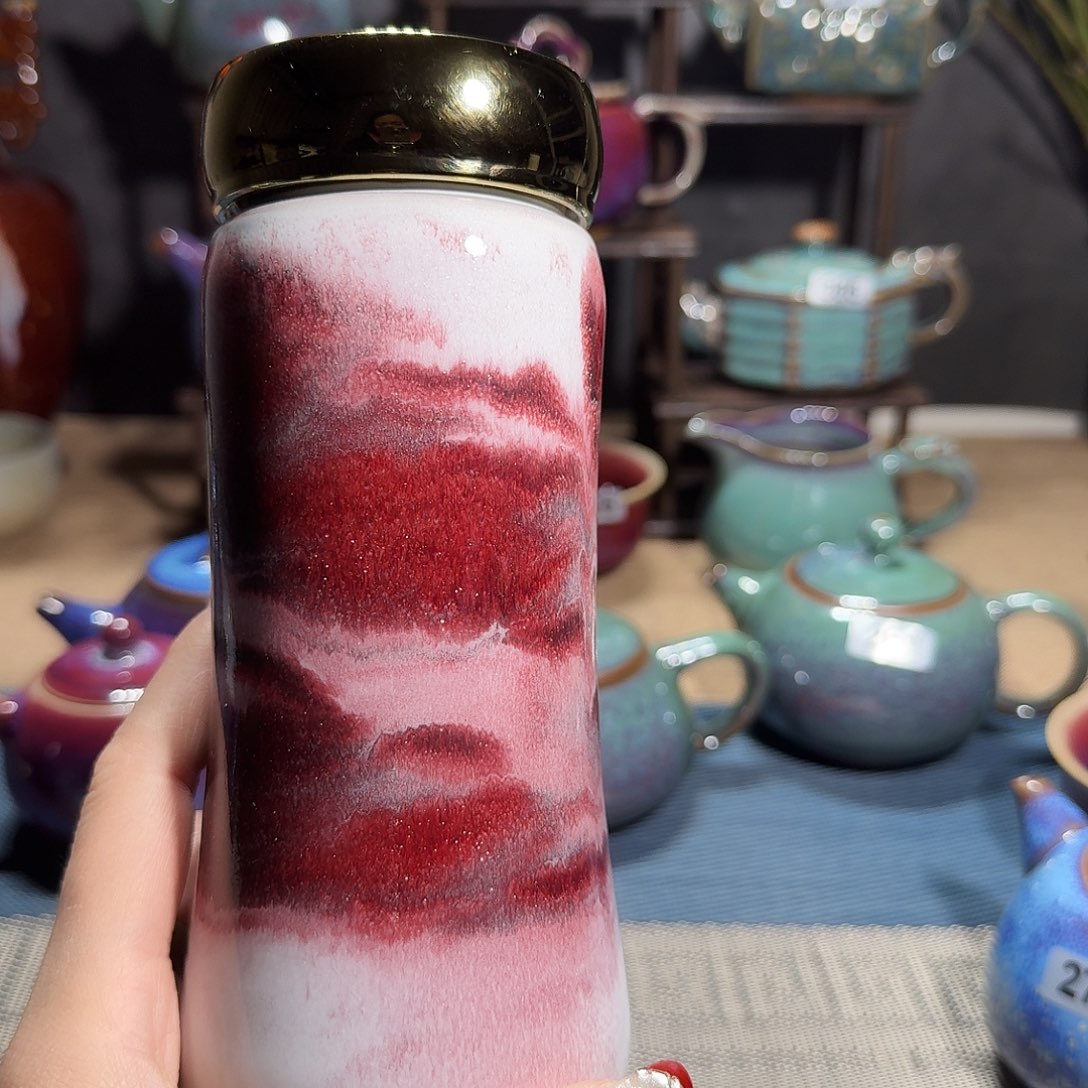 钧瓷……窑变……壶……